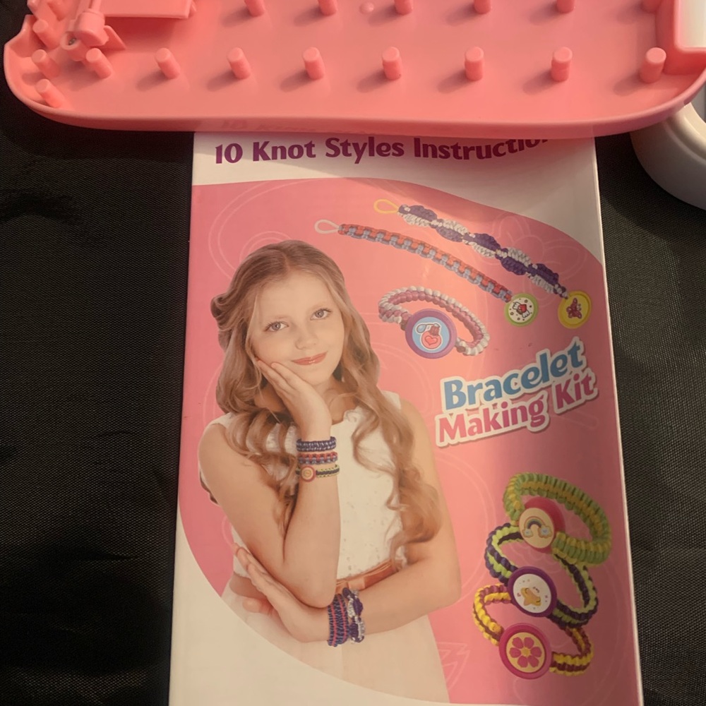 Friendship Bracelets Rope Weaver Kit Bracelet Kit Stretchy Hand Rope NWT - Picture 6 of 17